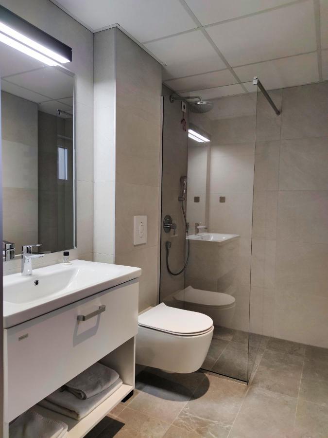 Oaza Hotel Štip エクステリア 写真